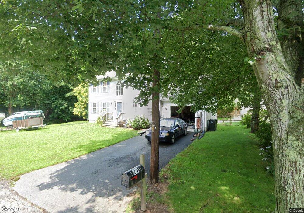 21 Raymond St, South Dartmouth, MA 02748 - photo 1