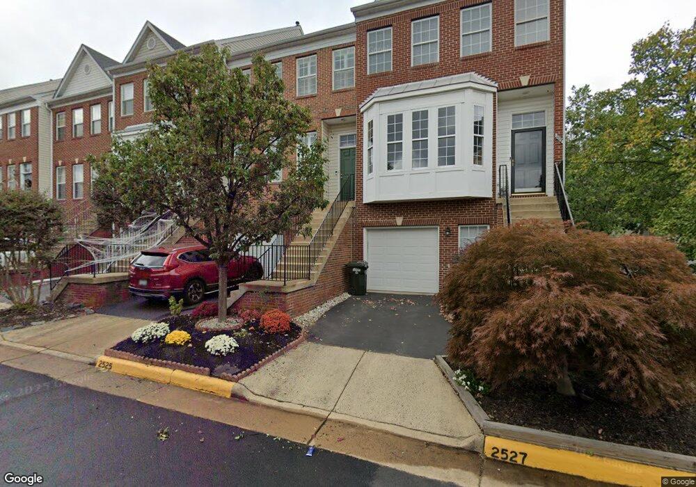 2525 James Madison Cir, Herndon, VA 20171 - photo 1