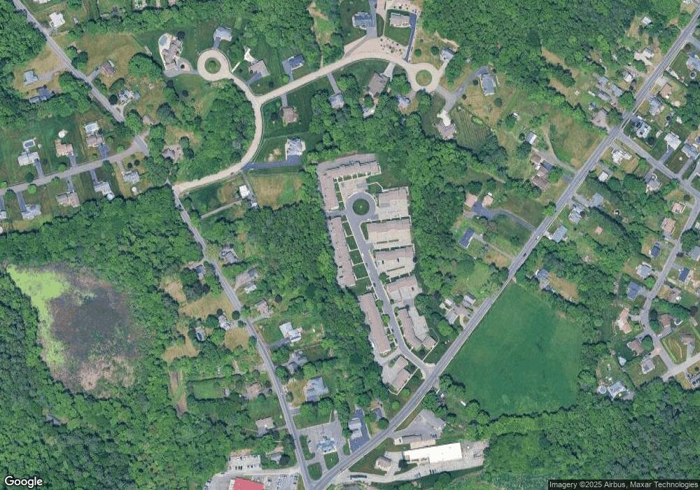 801 Meadowecrest Cir, Ludlow, MA 01056 - photo 1