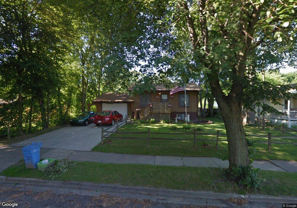 320 Denver St, Lansing, MI 48910 - photo 1