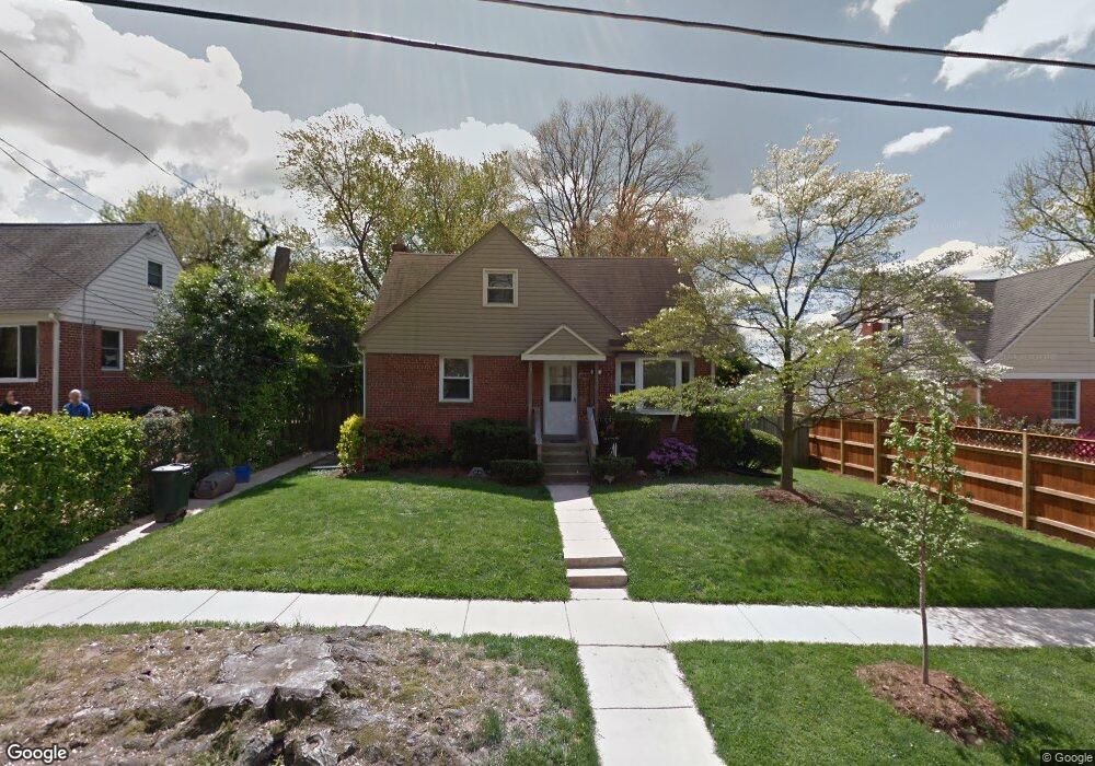 4918 Aurora Dr, Kensington, MD 20895 - photo 1