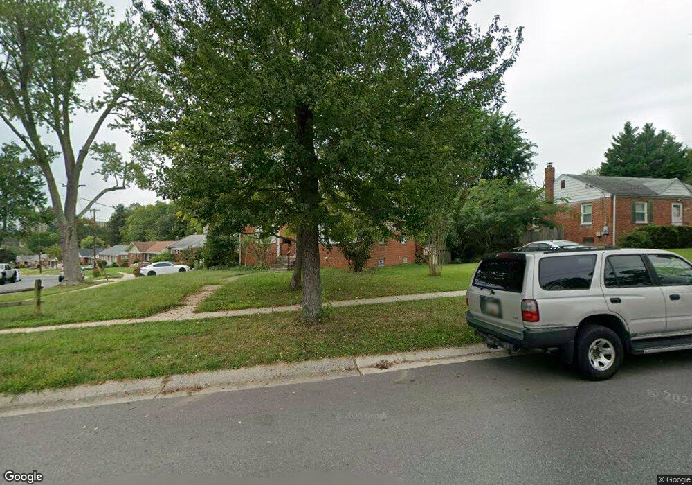 12736 Robindale Dr, Rockville, MD 20853 - photo 1