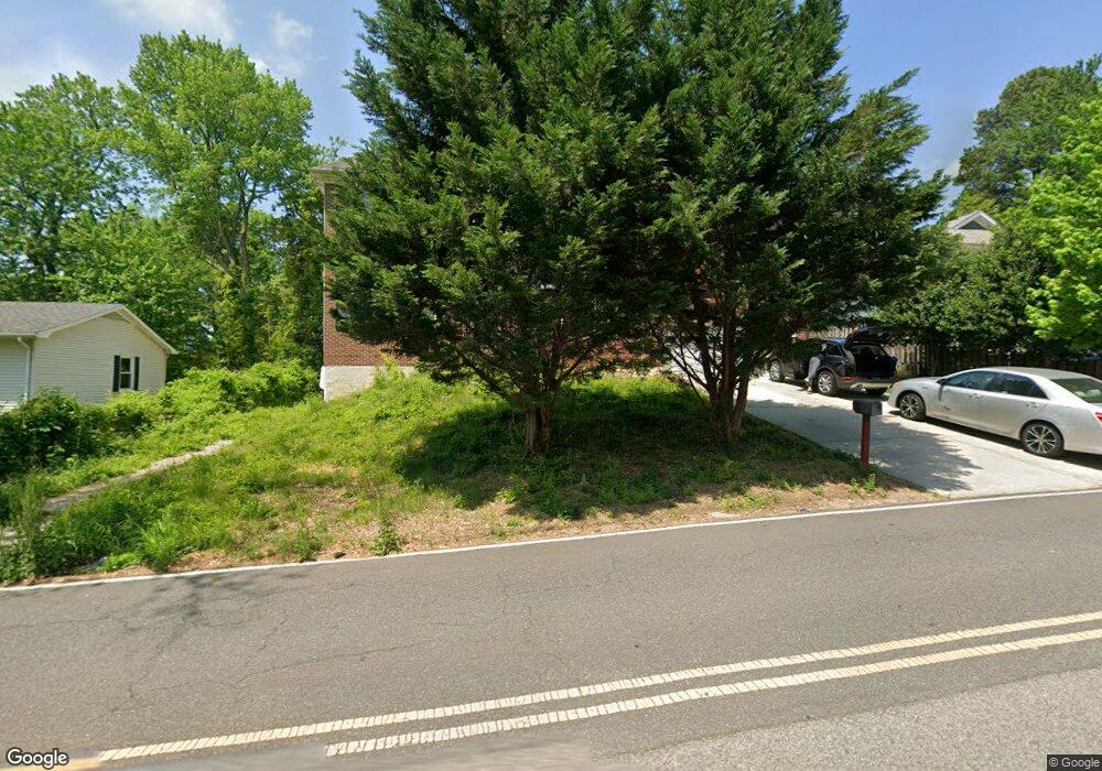 6850 Donora Dr, Alexandria, VA 22306 - photo 1