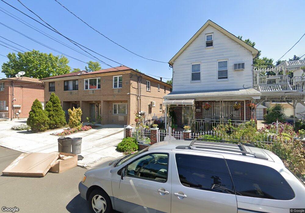 61-15 167th St unit 1, Fresh Meadows, NY 11365 - photo 1