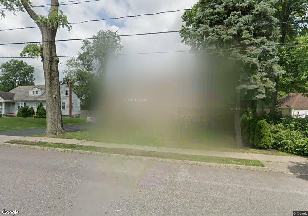 516 Raritan Rd Side St, Clark Twp., NJ 07066 - photo 1