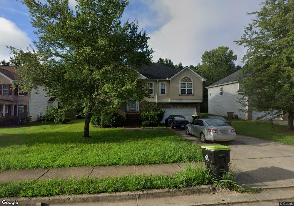 670 Sterling Ct, Riverdale, GA 30274 - photo 1