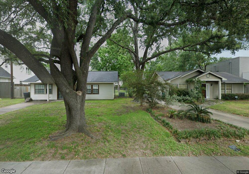 924 W 43rd St, Houston, TX 77018 - photo 1