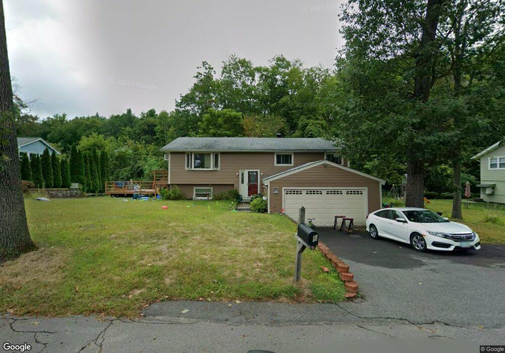 26 Oakwood Cir, Milford, NH 03055 - photo 1