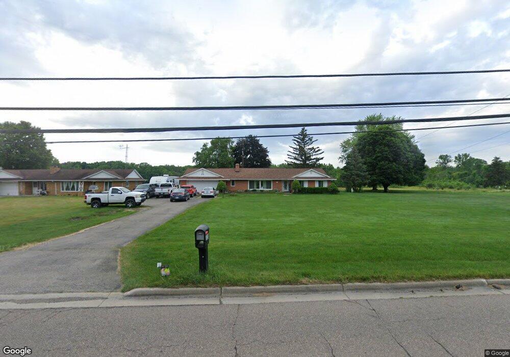 8228 Davison Rd, Davison, MI 48423 - photo 1