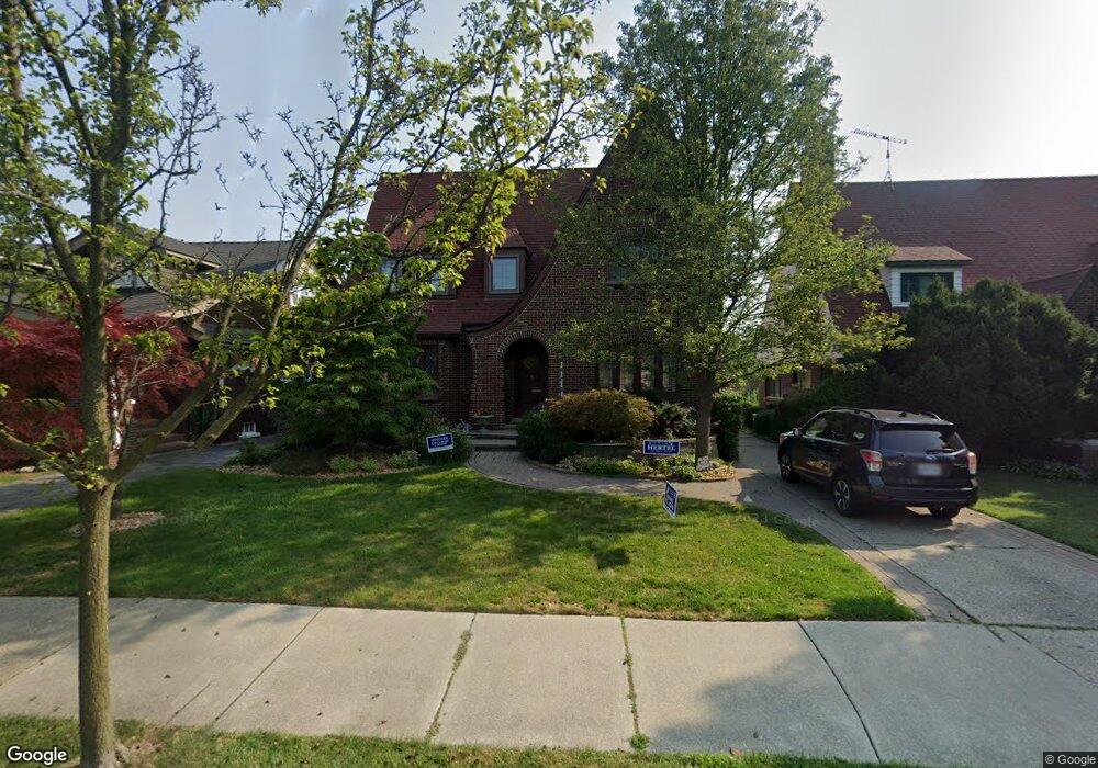 1114 Nottingham Rd, Grosse Pointe Park, MI 48230 - photo 1