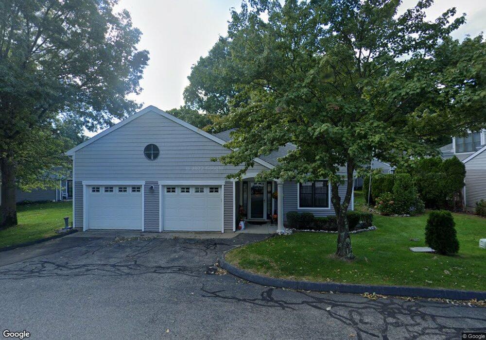 22 Red Cedar Cir unit 22, Orange, CT 06477 - photo 1