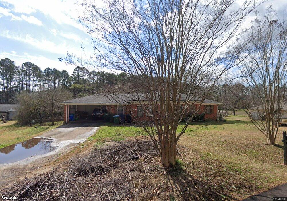 2081 Elmwood Cir, Snellville, GA 30078 - photo 1