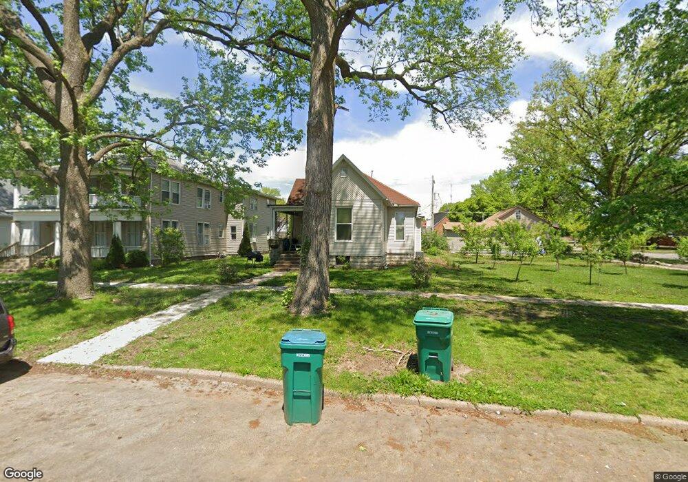 1404 Edgar Ave, Mattoon, IL 61938 - photo 1