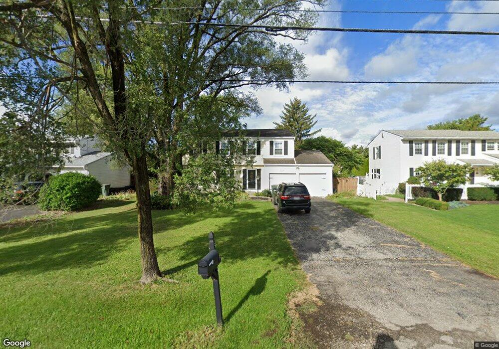 5049 Reed Rd, Columbus, OH 43220 - photo 1