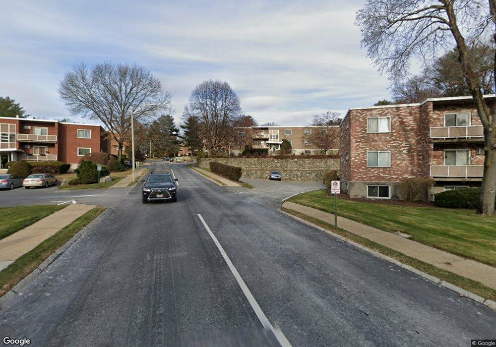 35 Jacqueline Rd unit 1, Waltham, MA 02452 - photo 1