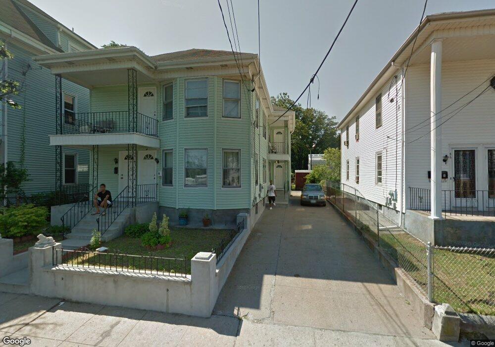 52 Centre St, Pawtucket, RI 02860 - photo 1