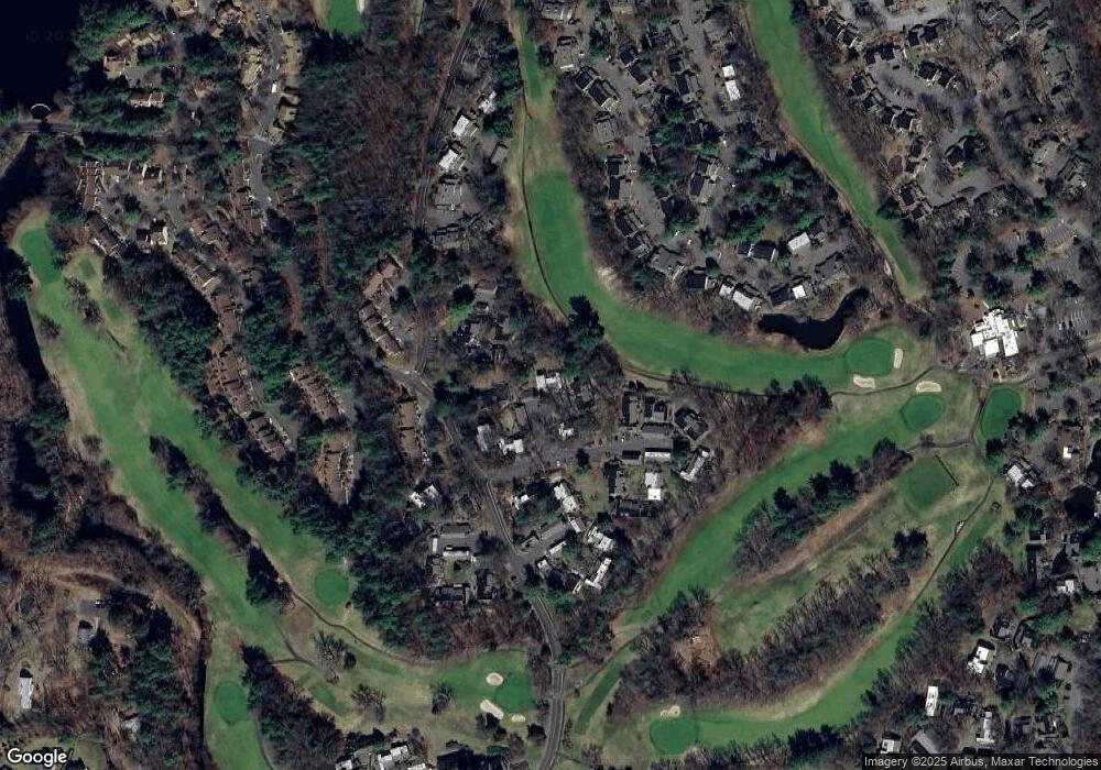 7 Canterbury Ln, Avon, CT 06001 - photo 1