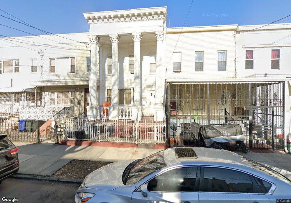 81 Essex St, Brooklyn, NY 11208 - photo 1