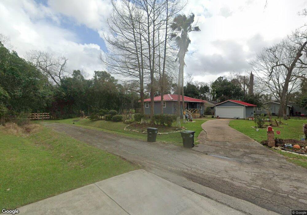 420 E Sidnor St, Alvin, TX 77511 - photo 1