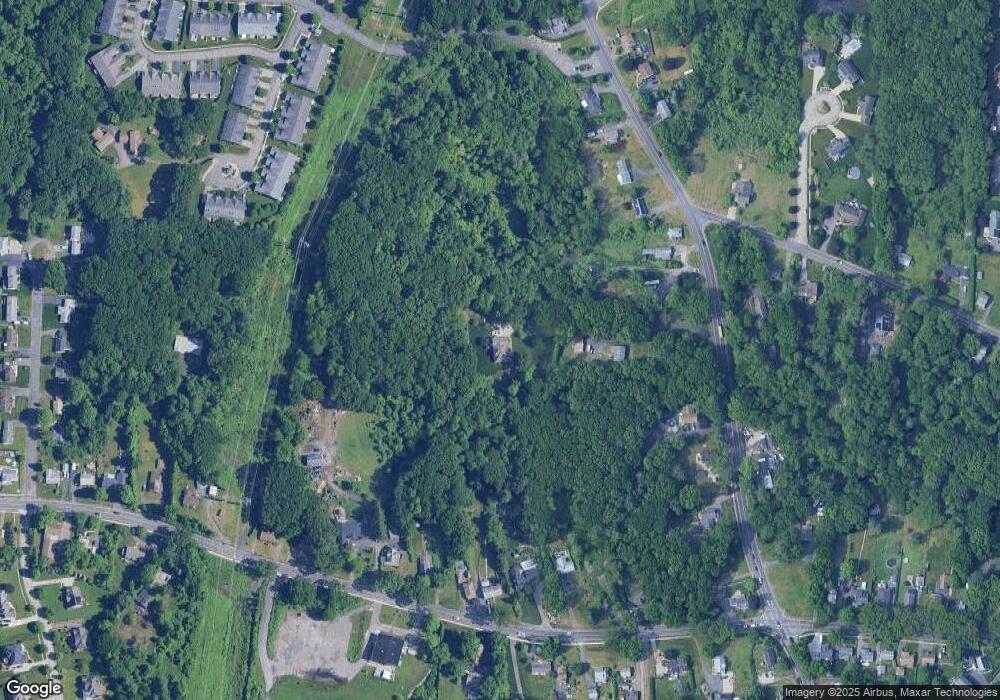 871 Piper Rd, West Springfield, MA 01089 - photo 1