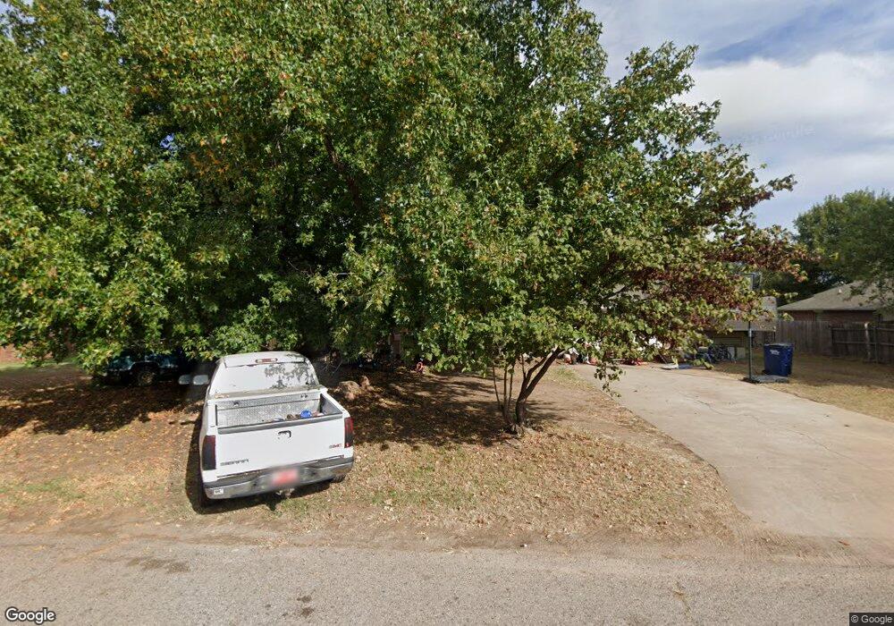 105 W Larry Rd, Shawnee, OK 74804 - photo 1