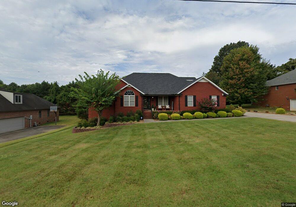 417 S Plantation Dr, Cookeville, TN 38506 - photo 1