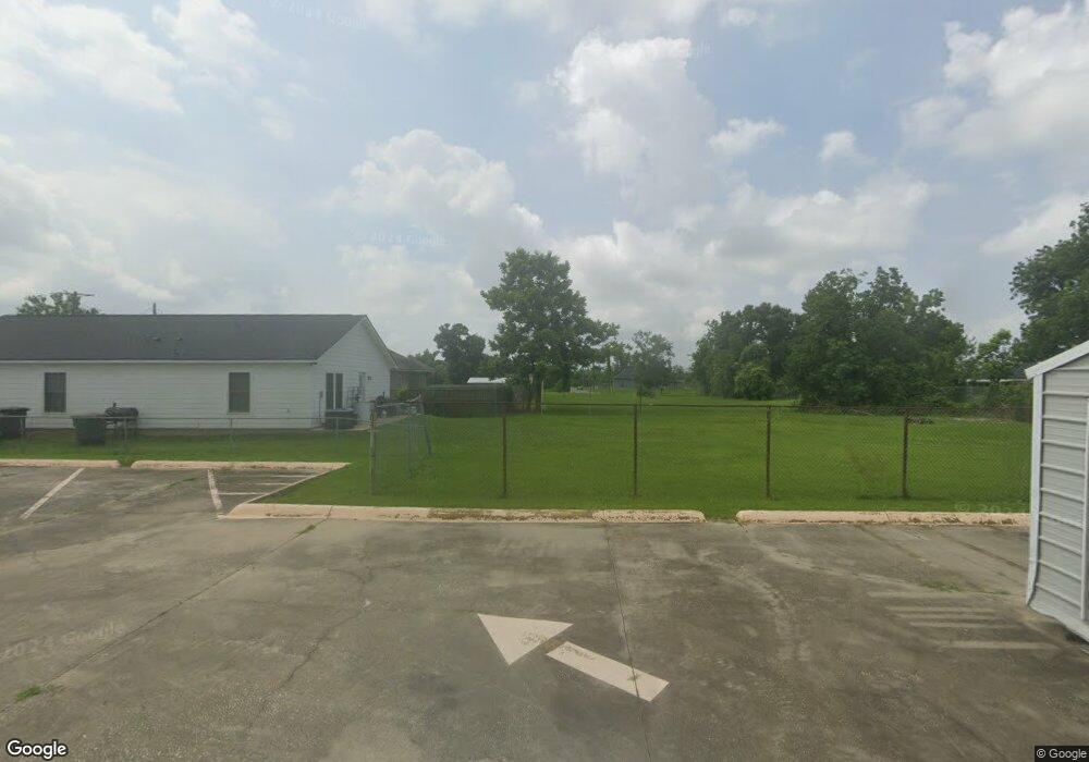 2202 Gieffers St, Lake Charles, LA 70601 - photo 1