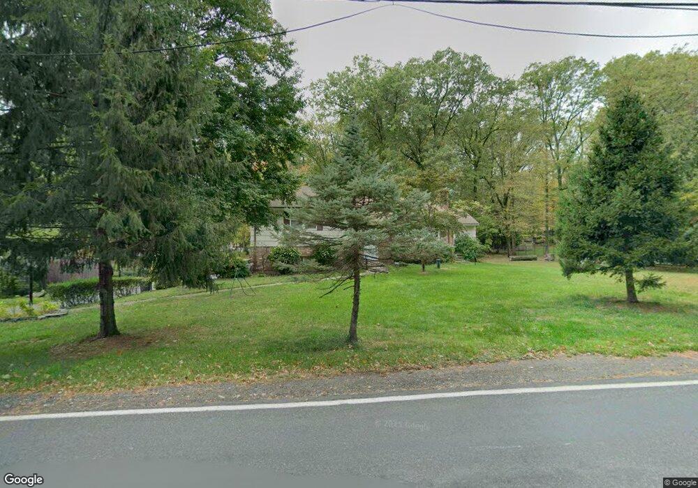 250 Sickletown Rd, West Nyack, NY 10994 - photo 1