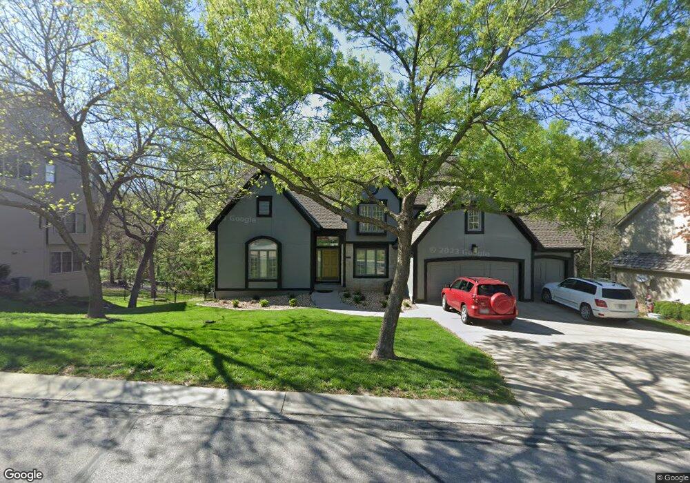 7626 Bell Rd, Shawnee, KS 66217 - photo 1