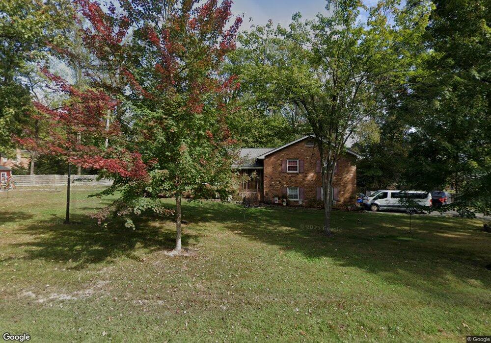 18407 Beech Ln, Triangle, VA 22172 - photo 1