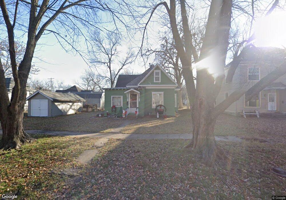 2608 Clark Ave, Parsons, KS 67357 - photo 1