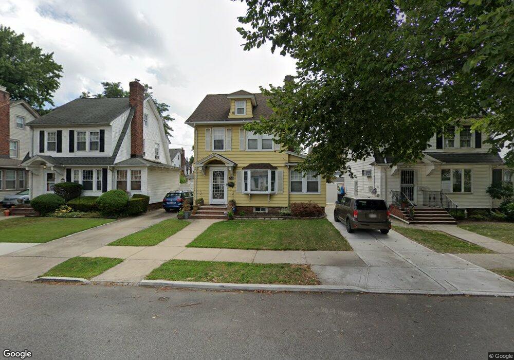 4543 171st St, Flushing, NY 11358 - photo 1