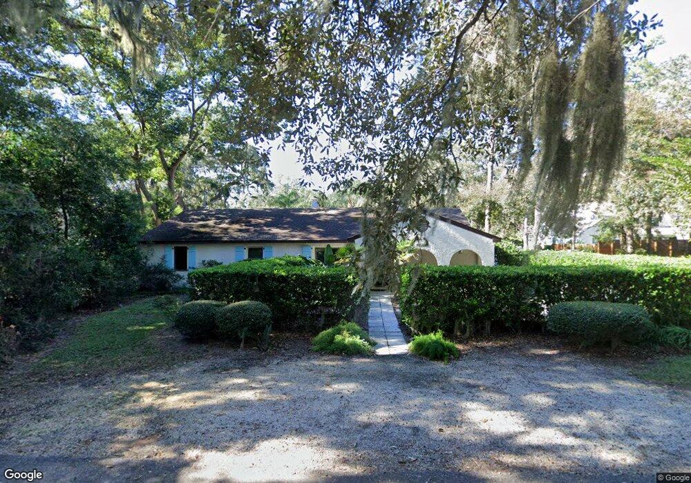 302 Magnolia Ave, Saint Simons Island, GA 31522 - photo 1