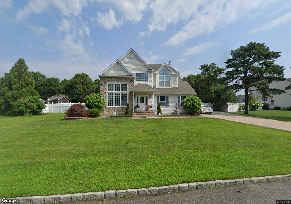 7 Bucks Hill St, Medford, NY 11763 - photo 1