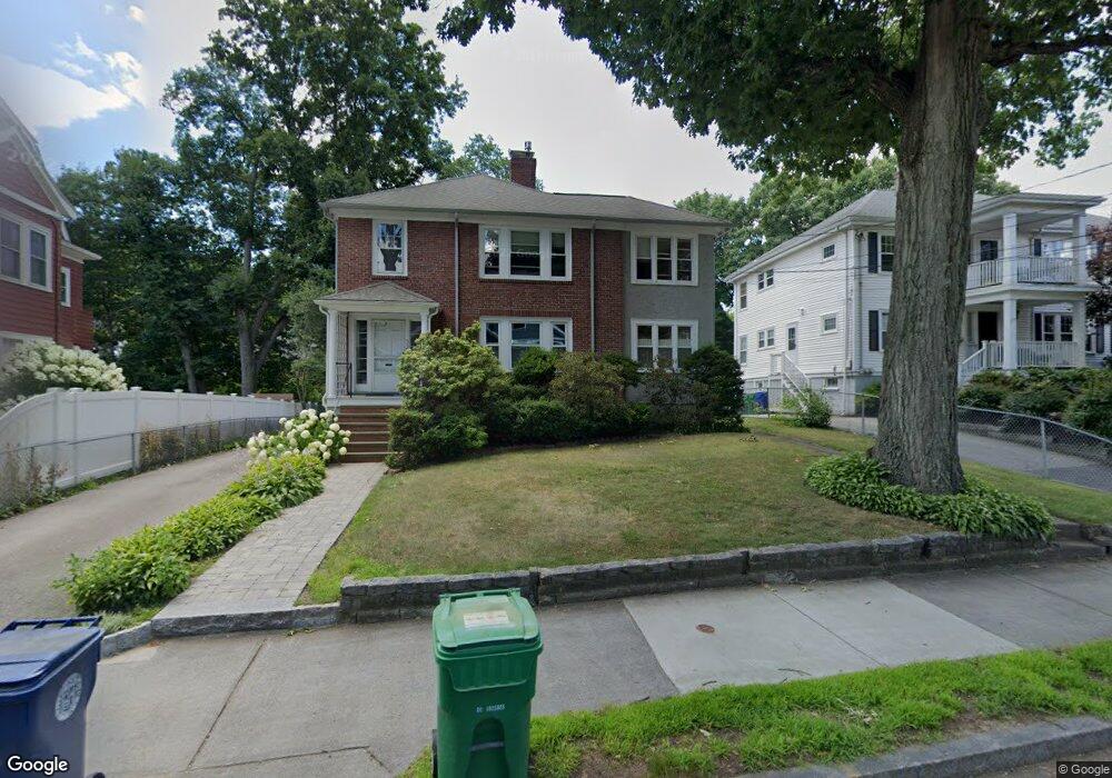 172 Cabot St unit 172, Newton, MA 02458 - photo 1