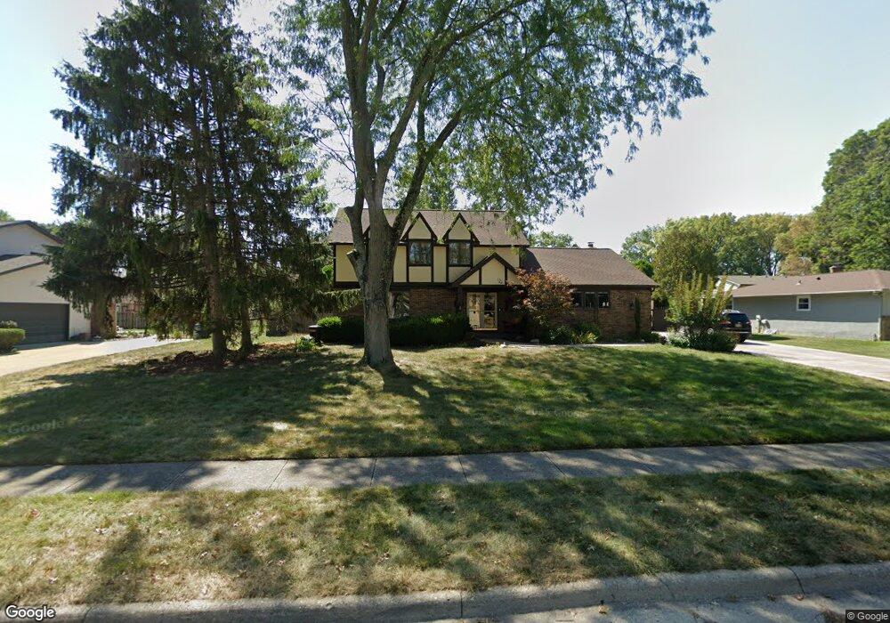 5053 Etna Rd, Columbus, OH 43213 - photo 1