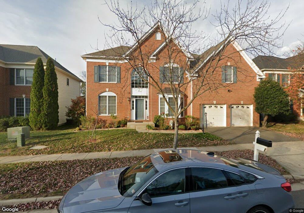 42570 Pelican Dr, Chantilly, VA 20152 - photo 1