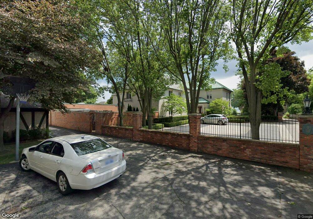 1 Island Ln, Grosse Pointe, MI 48230 - photo 1