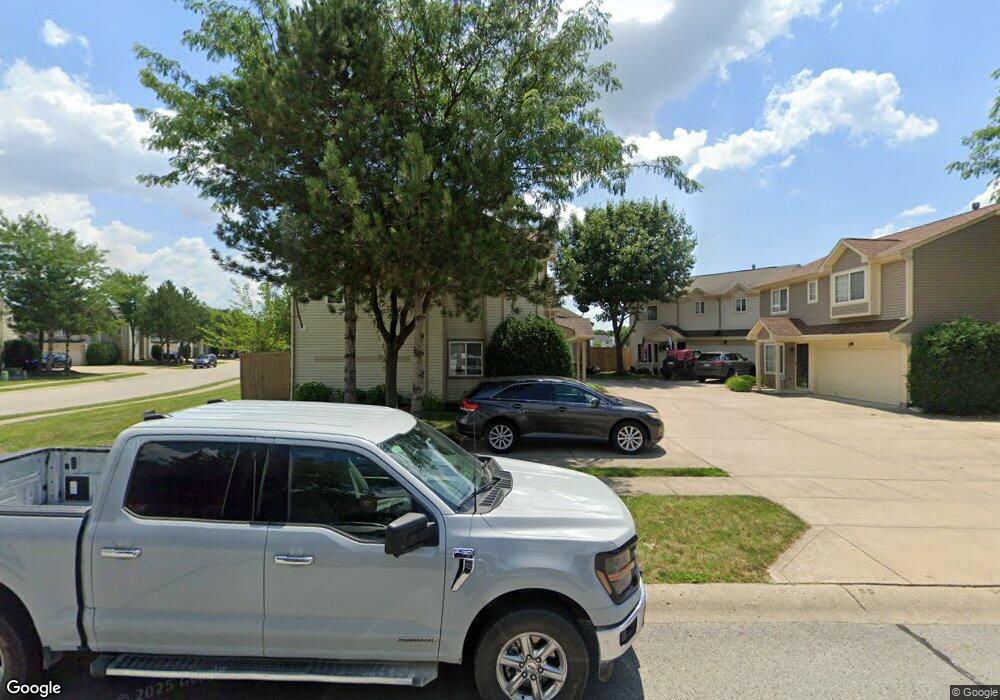 611 Pine Lake Dr, Greenwood, IN 46143 - photo 1