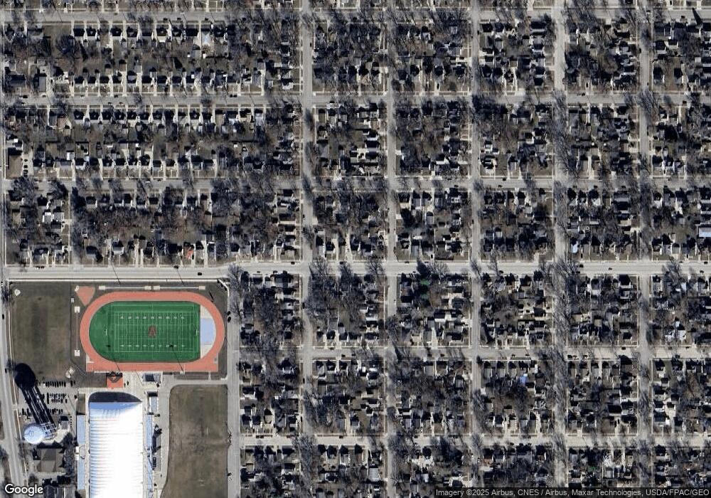 1104 4th Ave NW, Austin, MN 55912 - photo 1