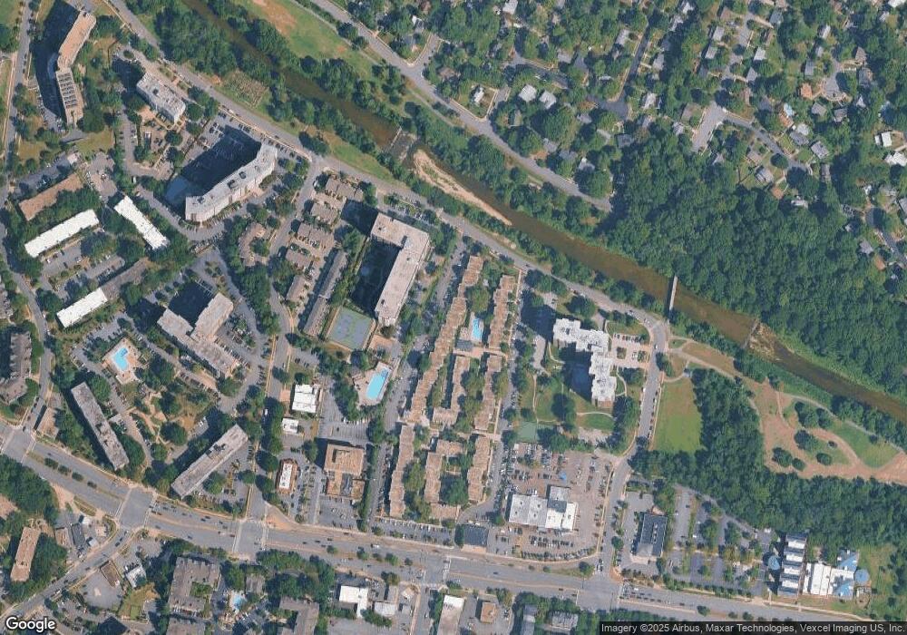 31 Canterbury Square unit 102, Alexandria, VA 22304 - photo 1