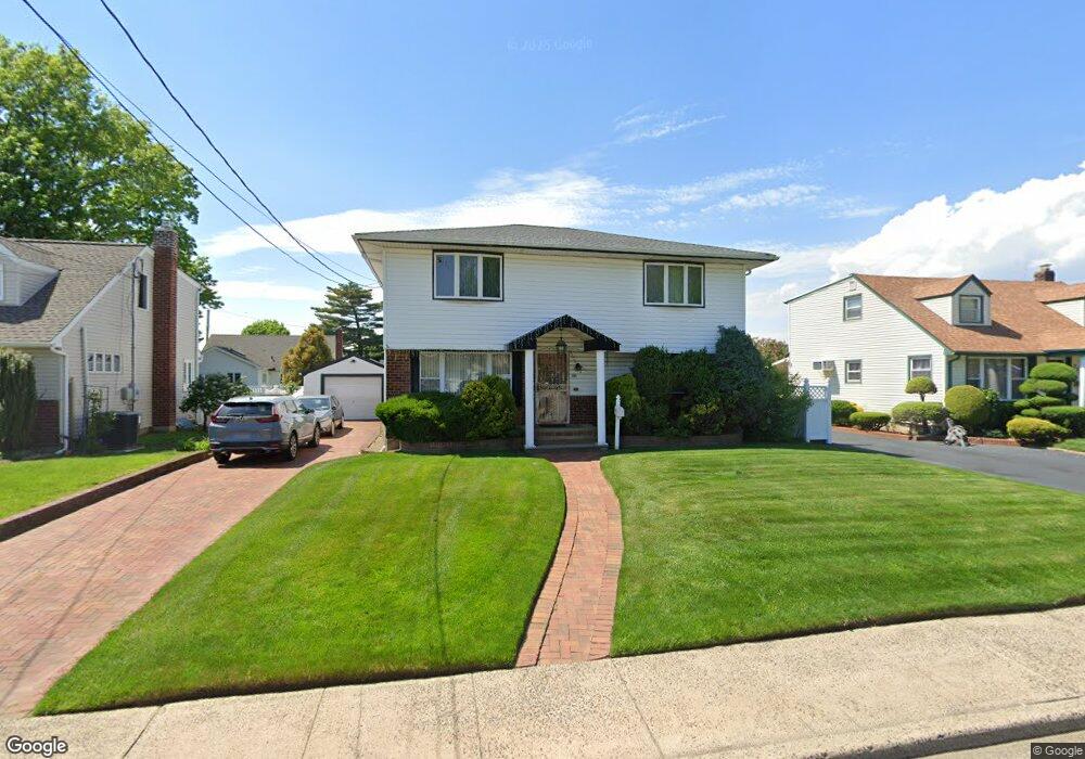 245 Courthouse Rd, Franklin Square, NY 11010 - photo 1