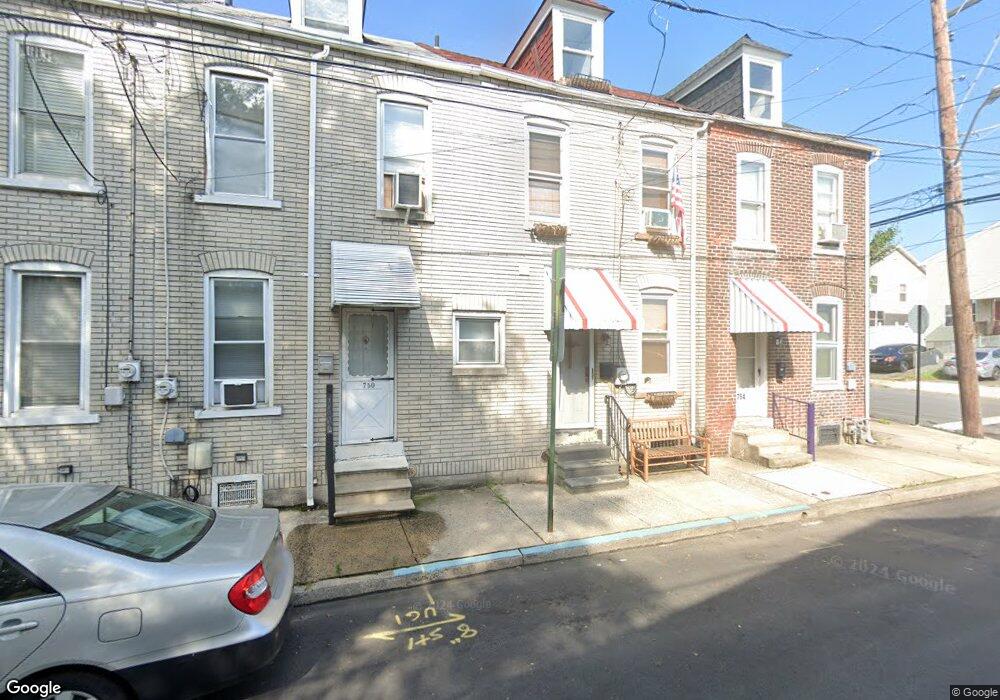 752 N Meadow St, Allentown, PA 18102 - photo 1