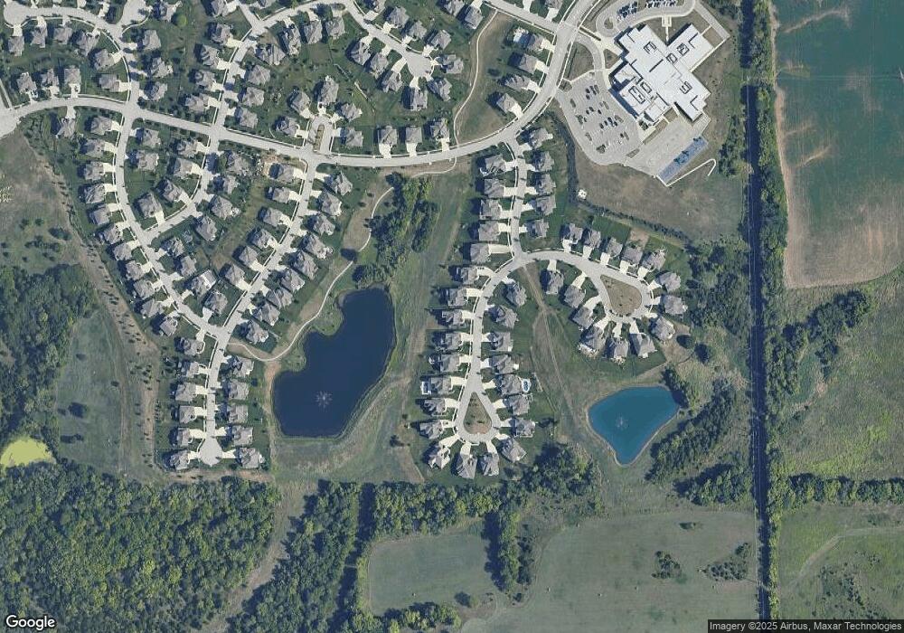 9836 Saddletop St, Lenexa, KS 66227 - photo 1