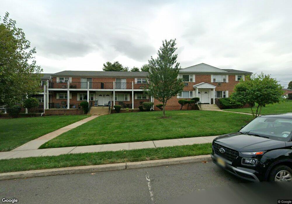 398 Hamilton St unit C, Somerset, NJ 08873 - photo 1