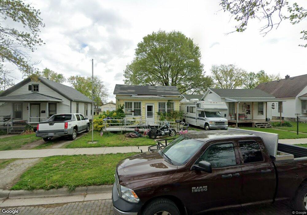 1222 Pekin St, Lincoln, IL 62656 - photo 1