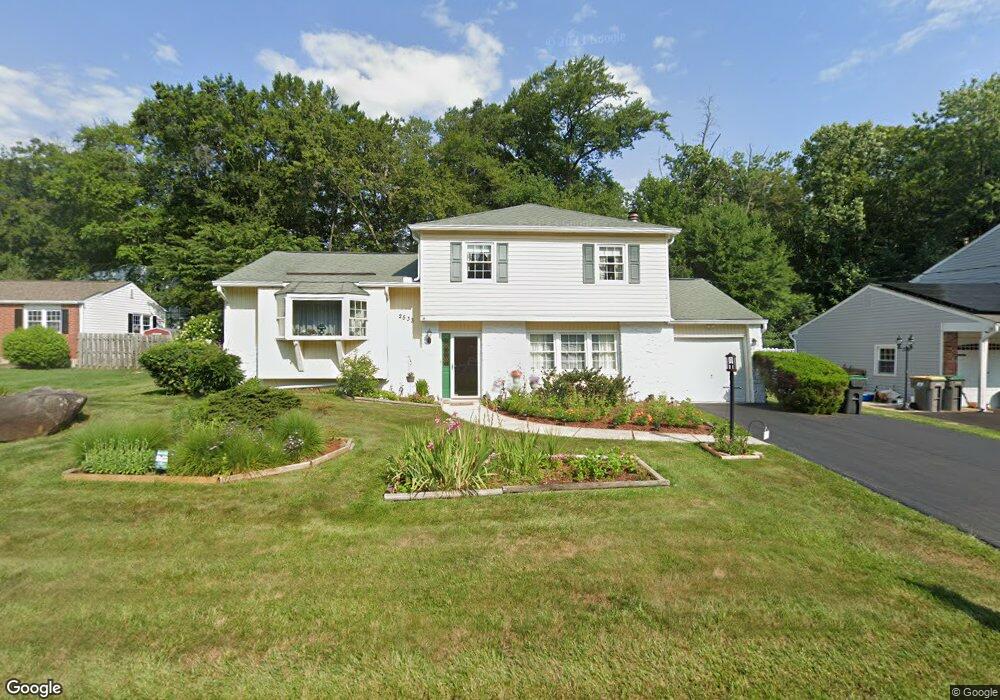 2533 Dartmouth Woods Rd, Wilmington, DE 19810 - photo 1