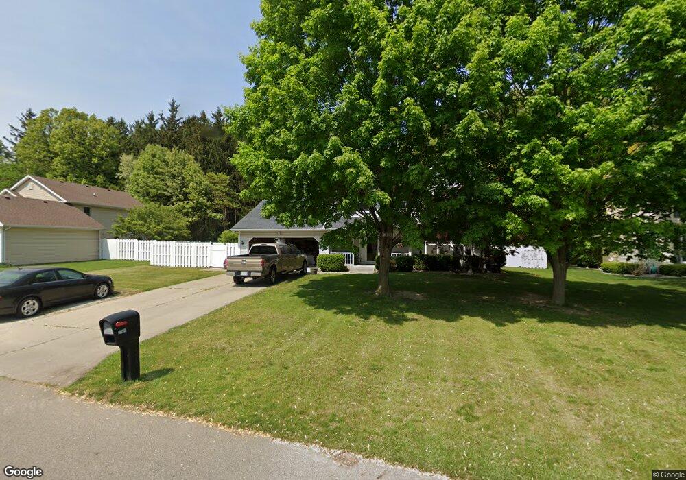 22885 Weymouth Ln, Elkhart, IN 46516 - photo 1