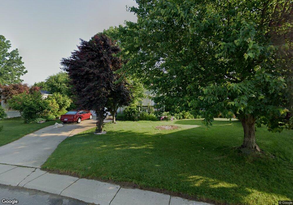 378 N Jack Pine Cir, Flint, MI 48506 - photo 1