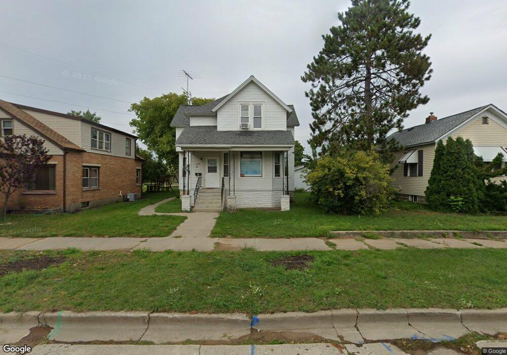 1312 15th Ave, Menominee, MI 49858 - photo 1